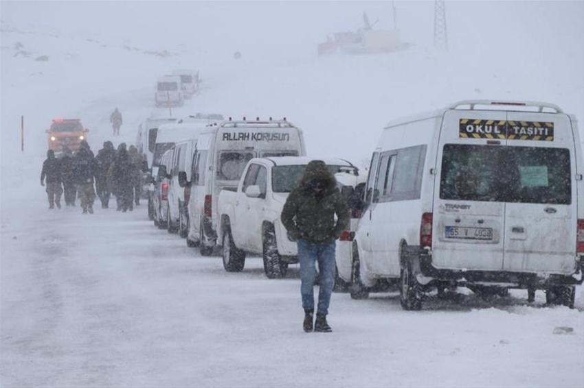 Çığ bölgesinde ikinci facia! İşte ilk görüntüler...