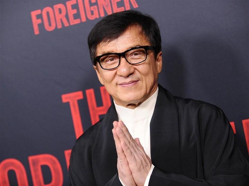 Jackie Chan bulana 858 bin TL ödül verecek