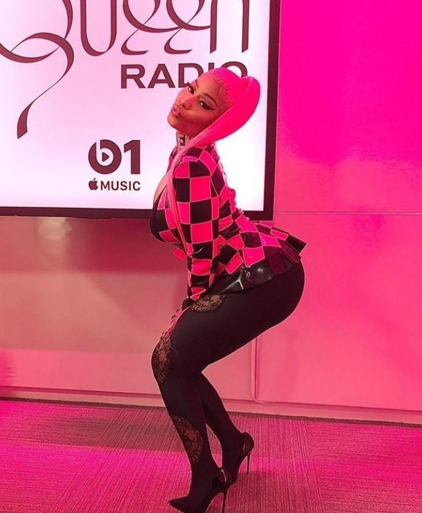 Nicki Minaj'ın kalça dansı Instagram'ı salladı!