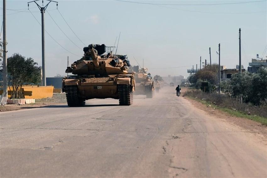 TSK tank ve komandoları, rejimin elindeki cephelere intikale başladı