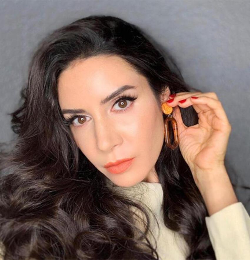 Ünlü oyuncu Ahu Yağtu sahnede kaza geçirdi!