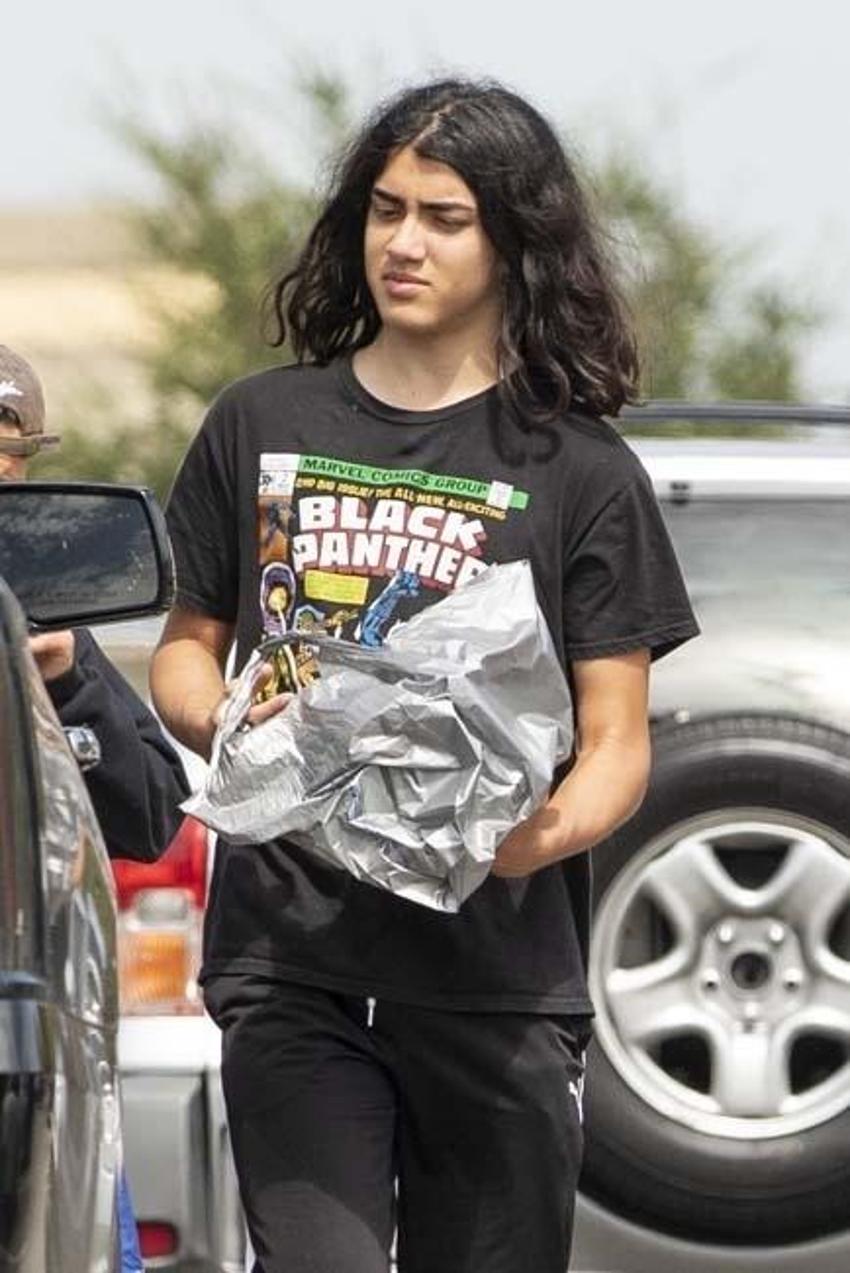 Michael Jackson'ın balkondan sarkıttığı oğlu büyüdü