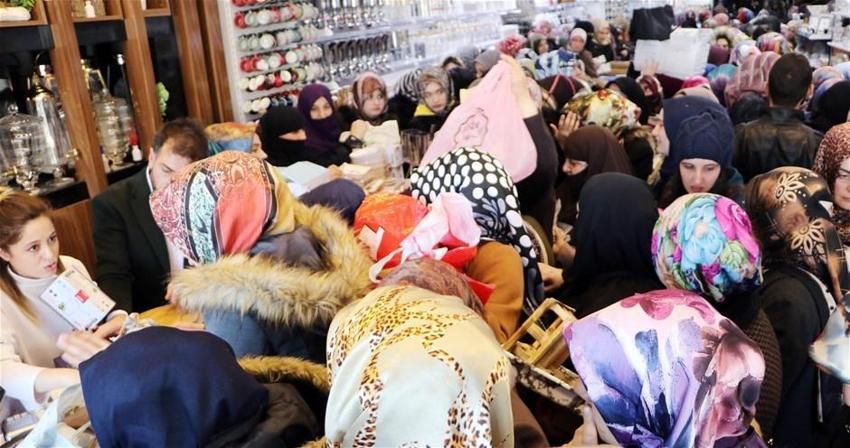 Açılışta indirim izdihamı!