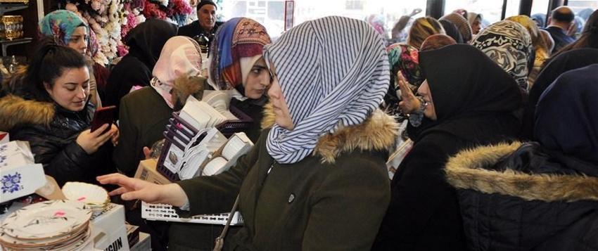 Açılışta indirim izdihamı!