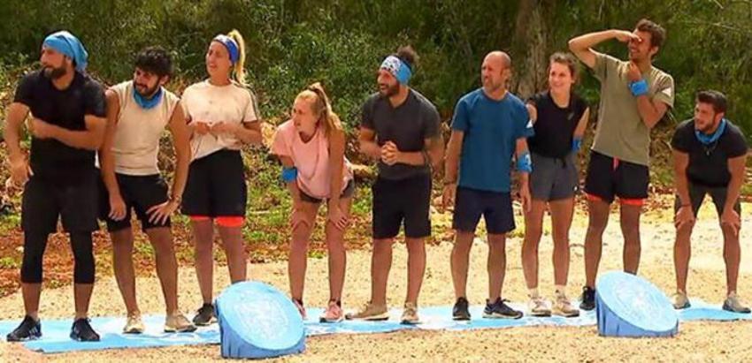 Survivor'da ilginç anlar! Öp bir kere...