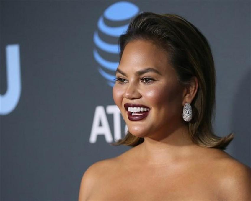 Chrissy Teigen'den flaş itiraf!