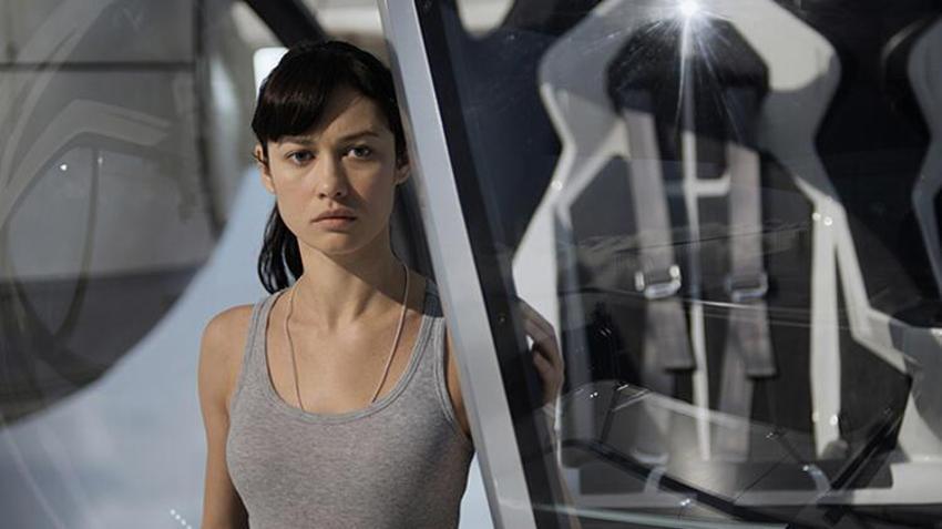 Ünlü oyuncu Olga Kurylenko'da corona virüs tespit edildi!