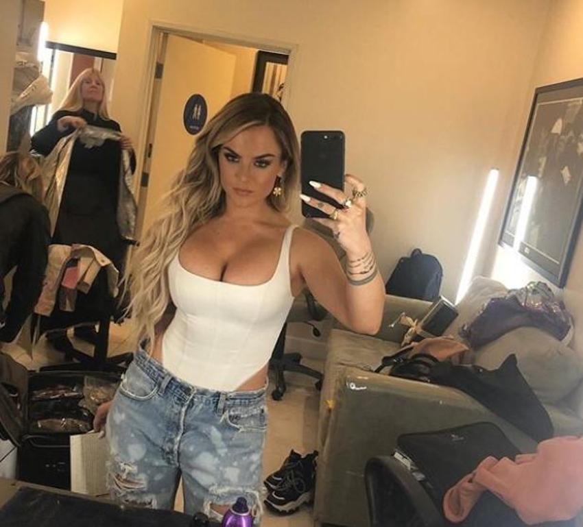 Kendini karantinaya aldı, twerk yapıp paylaştı!