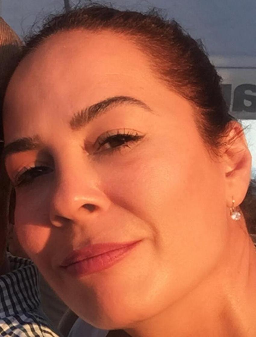 Ünlü şarkıcı Demet Sağıroğlu’na corona virüs şoku!