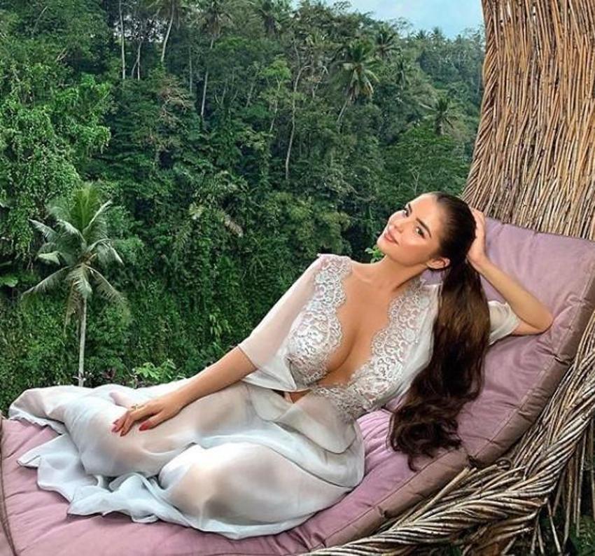 Demi Rose'dan yatak pozu! Instagram'ı salladı...