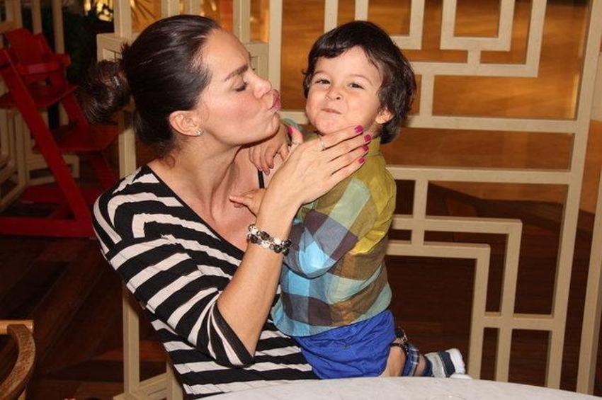 Ebru Şallı'nın oğlu Pars hayatını kaybetti
