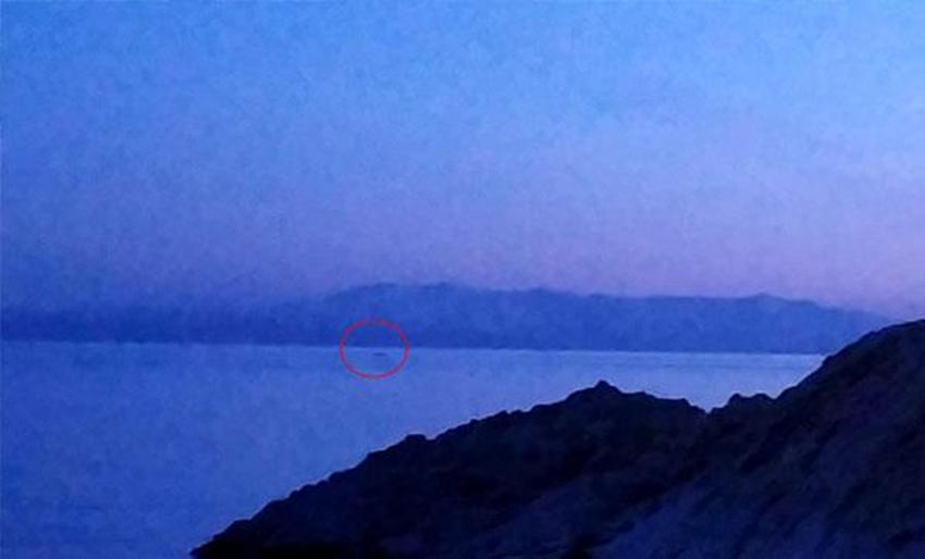 Görüntülediği cismi 'Van Gölü Canavarı' sandı