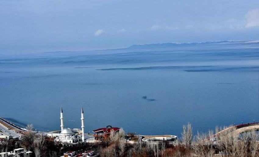 Van Gölü canavarı, 131 yıl önce Osmanlı gazetesine manşet olmuş