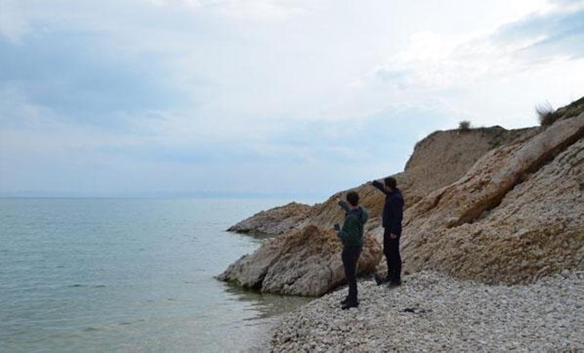 Van Gölü canavarı, 131 yıl önce Osmanlı gazetesine manşet olmuş