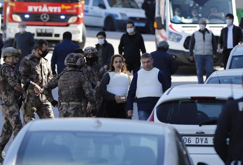 Ankara'da hareketli anlar! Çok sayıda polis ekibi sevk edildi