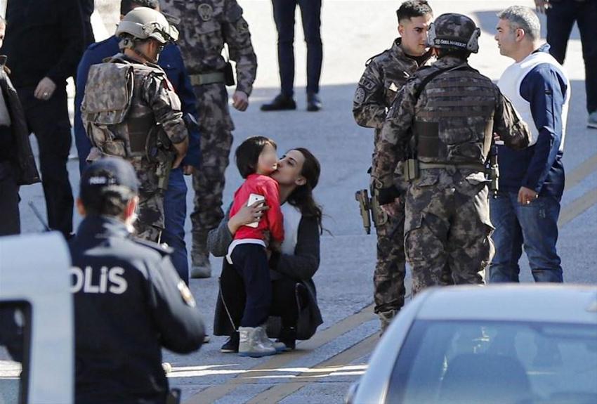 Ankara'da hareketli anlar! Çok sayıda polis ekibi sevk edildi