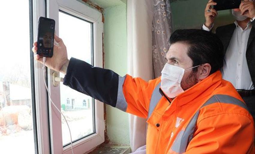 Fenomen başkanın 1 milyon takipçisi var