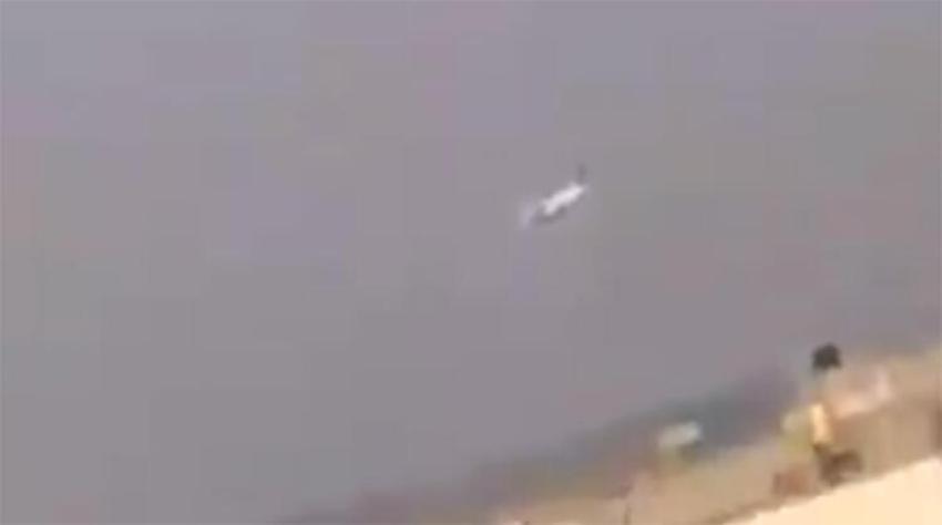 Dünyayı şoke eden görüntüler! Ünlü isim düşen uçakta...