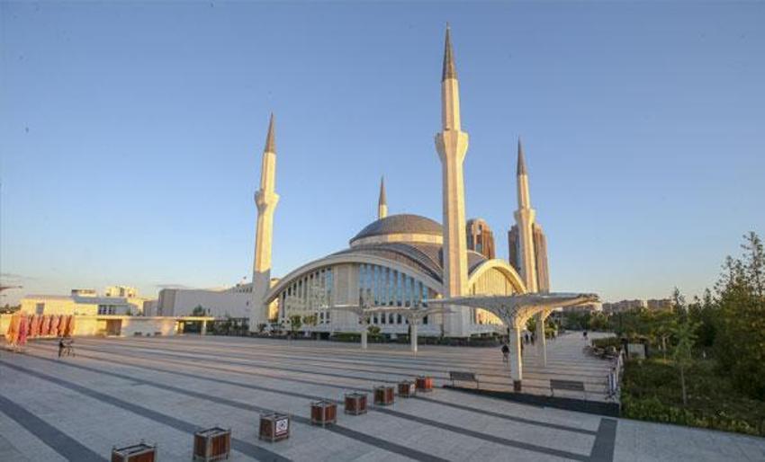 Bilim Kurulu üyesi açıkladı! Ankara, İstanbul, İzmir'de yeni normale geçiş daha sonra