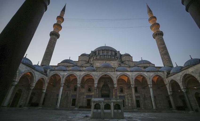 Bilim Kurulu üyesi açıkladı! Ankara, İstanbul, İzmir'de yeni normale geçiş daha sonra