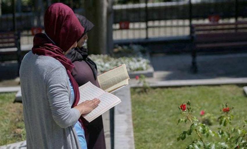 Edirnekapı Şehitliği'nde hüzünlü bayram