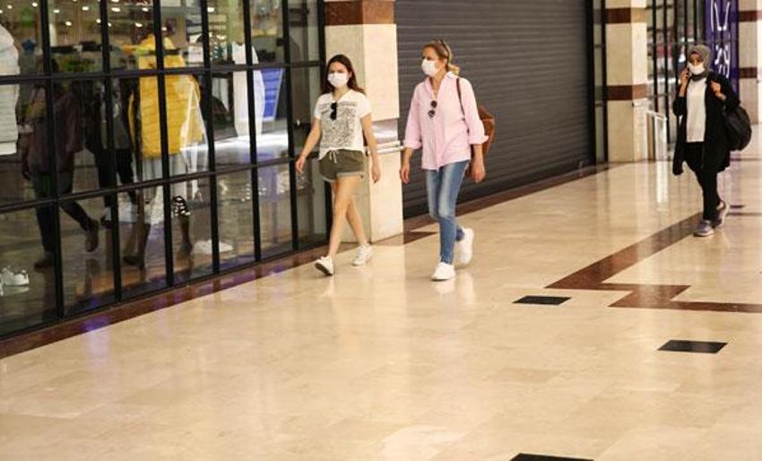 Türkiyede bir ilk! Asansörler ayakla çağrılacak, hava NASA sistemi ile temizlenecek
