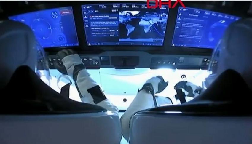 SpaceX'in ilk insanlı 'Crew Dragon' isimli uzay mekiği başarıyla fırlatıldı!