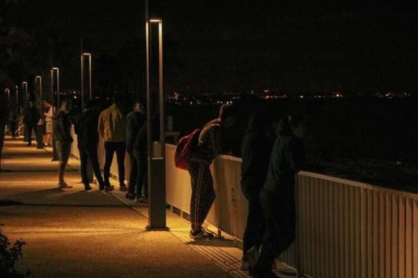 Deniz sezonu resmen açıldı! Tam o saatte atladı