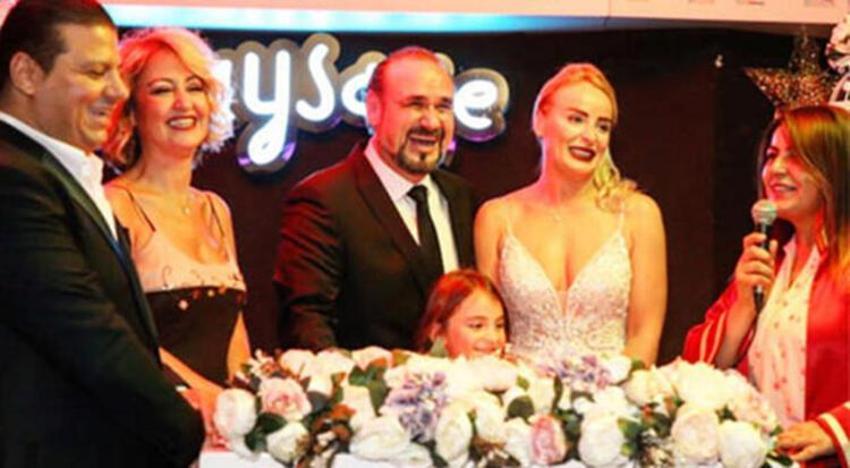 Hakan Aysev altıncı kez boşanıyor!