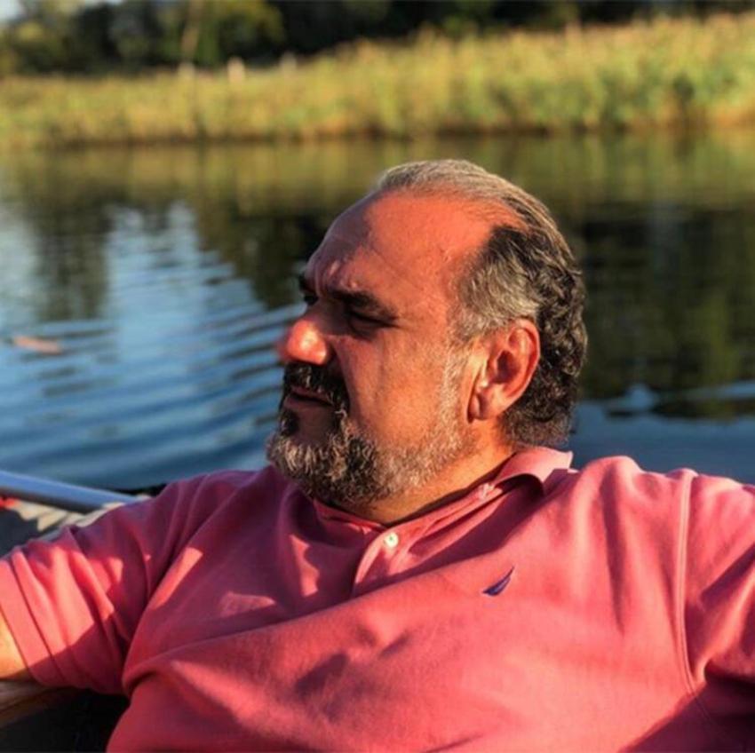 Hakan Aysev altıncı kez boşanıyor!