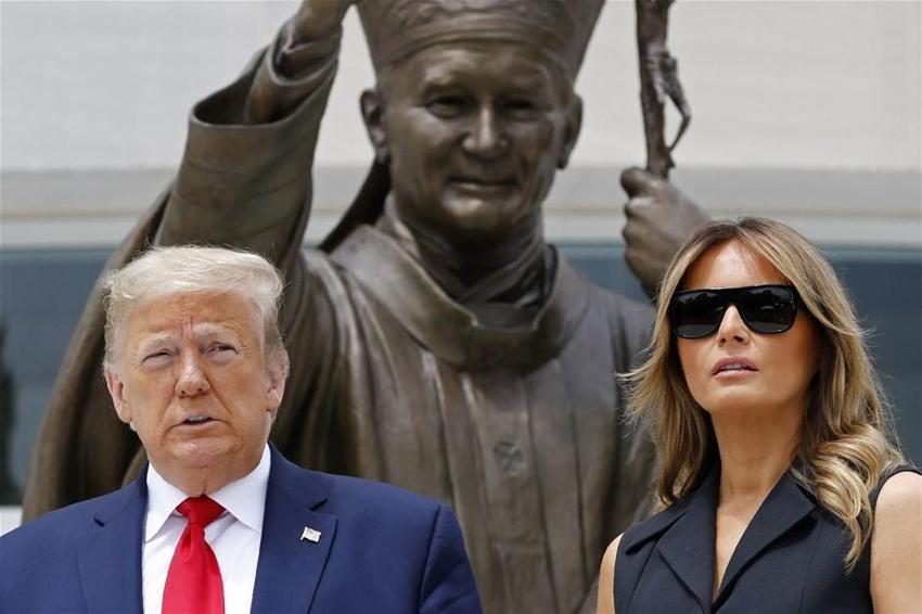 Donald Trump ve eşi Melania Trump'ın evlilik sözleşmesinde bomba detay!