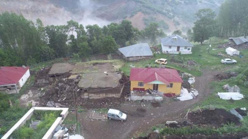 Bingöl'de korkunç deprem! Şiddeti gün aydınlanınca ortaya çıktı!