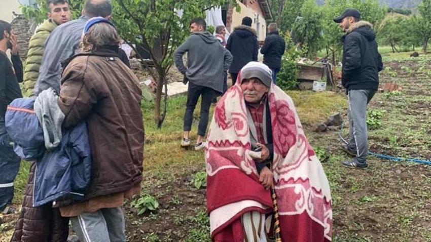 Bingöl'de korkunç deprem! Şiddeti gün aydınlanınca ortaya çıktı!