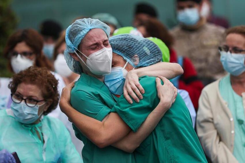 İngilizler son dakika olarak duyurdu! Corona virüsün ilacı bulundu!
