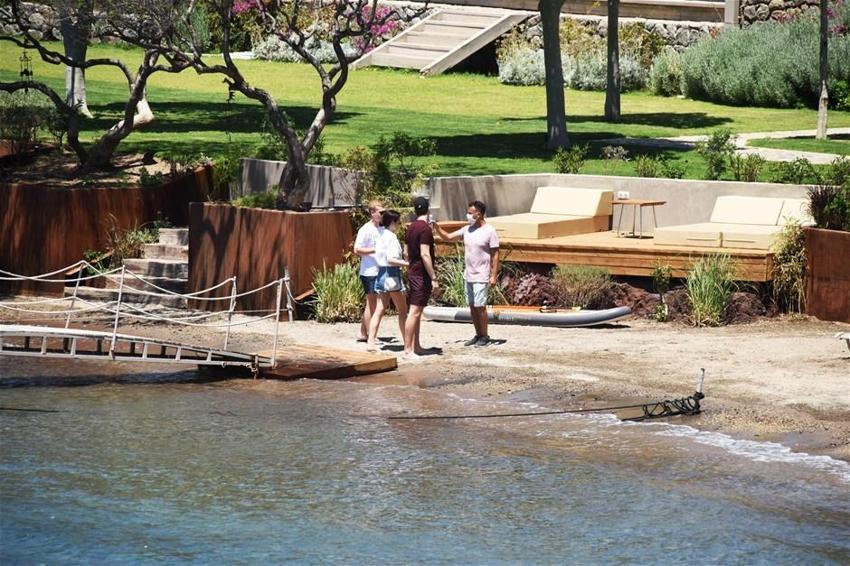 Rus milyarder Bodrum'da beach kapattı!