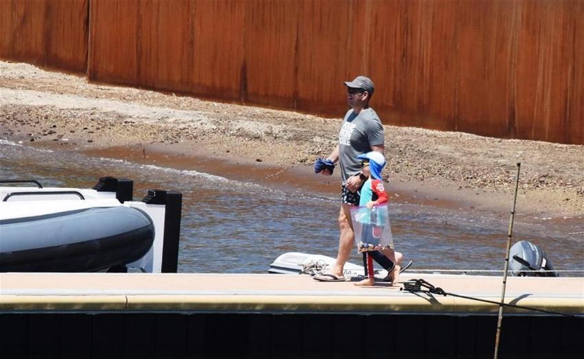 Rus milyarder Bodrum'da beach kapattı!