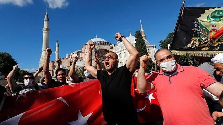 Papa'dan Ayasofya kararına ilk tepki!