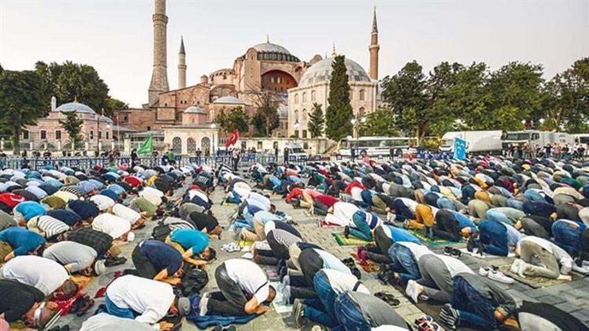 Papa'dan Ayasofya kararına ilk tepki!