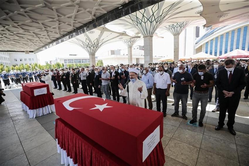 Şehitler Üstüner ve Keskin, Ankara'da son yolculuğa uğurlandı