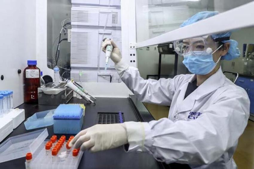 Türk Profesör açıkladı: Corona virüs aşısında tarihi gelişme!