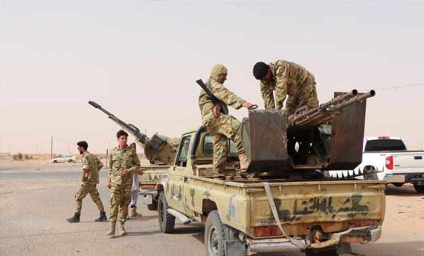 Dünya nefesini tuttu izliyor! Libya Ordusundan Sirte'nin batısına askeri sevkiyat