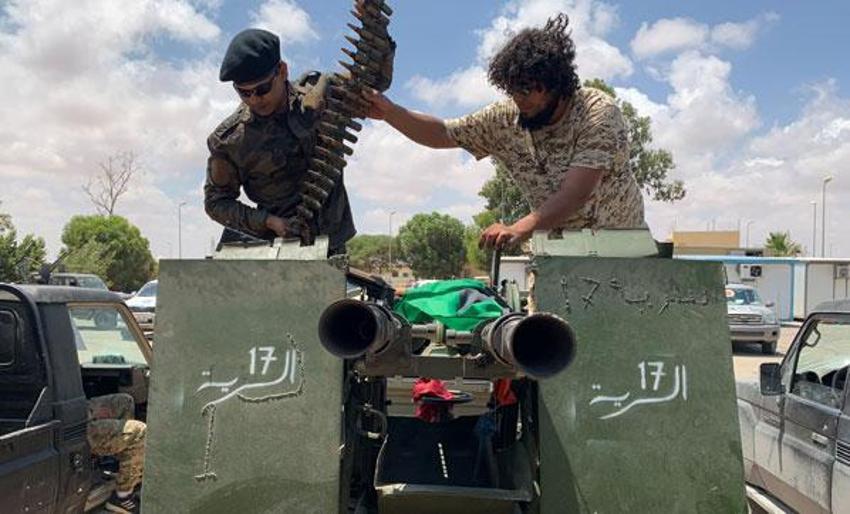 Dünya nefesini tuttu izliyor! Libya Ordusundan Sirte'nin batısına askeri sevkiyat