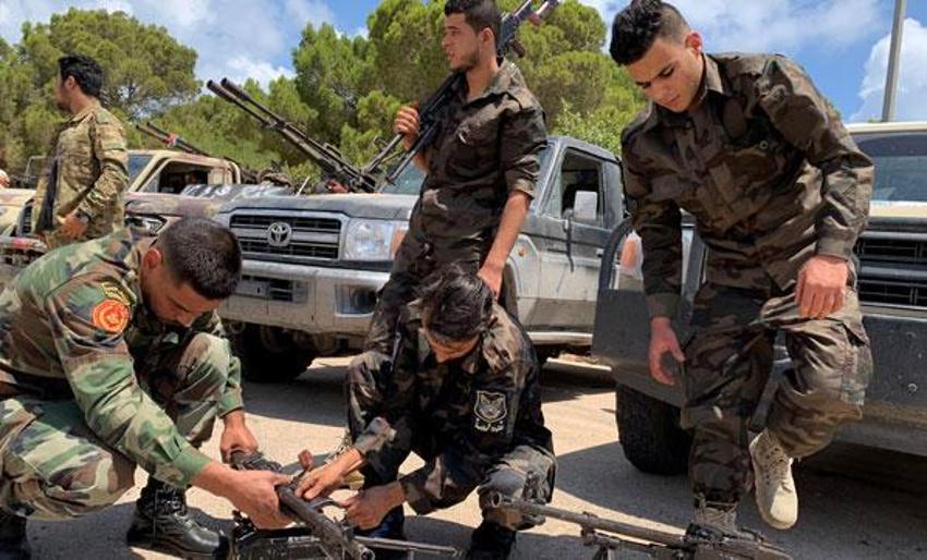 Dünya nefesini tuttu izliyor! Libya Ordusundan Sirte'nin batısına askeri sevkiyat