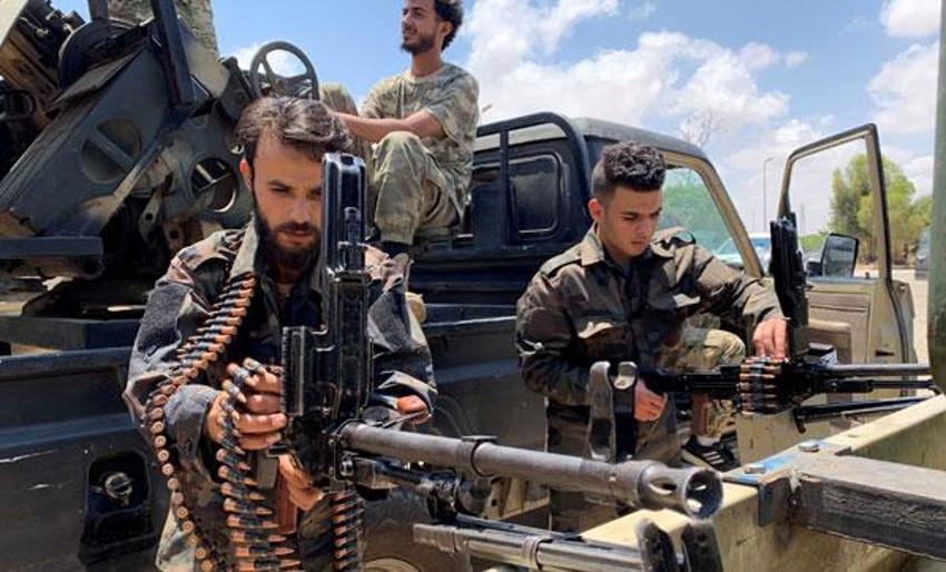 Dünya nefesini tuttu izliyor! Libya Ordusundan Sirte'nin batısına askeri sevkiyat