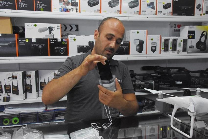 Yeni moda oldu, onsuz tatile gitmiyorlar! 20 liraya satılıyor...