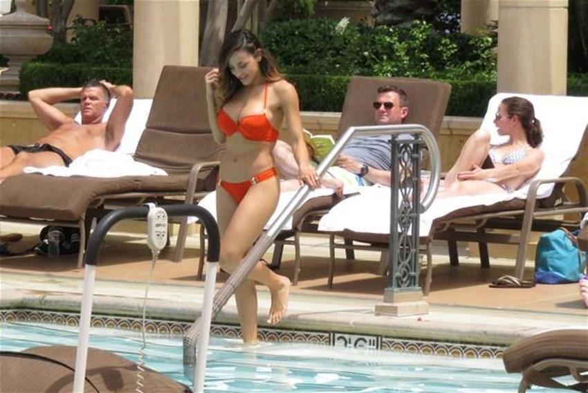 Ana Cheri'nin yatak pozu olay oldu!