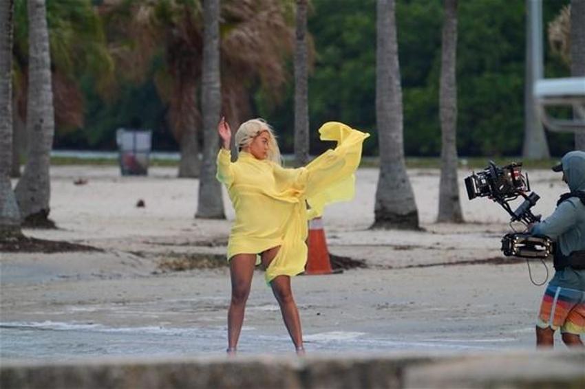 Rita Ora'nın tatil için harcadığı miktar dudak uçuklattı!