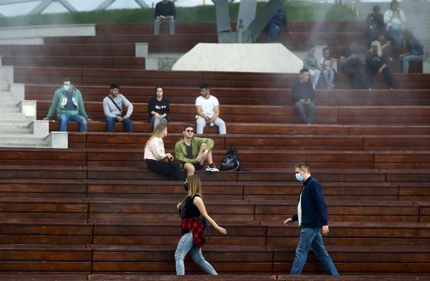 Rusya'dan aşı müjdesi gelmişti! İlginç anket sonucu, yüzde 52...