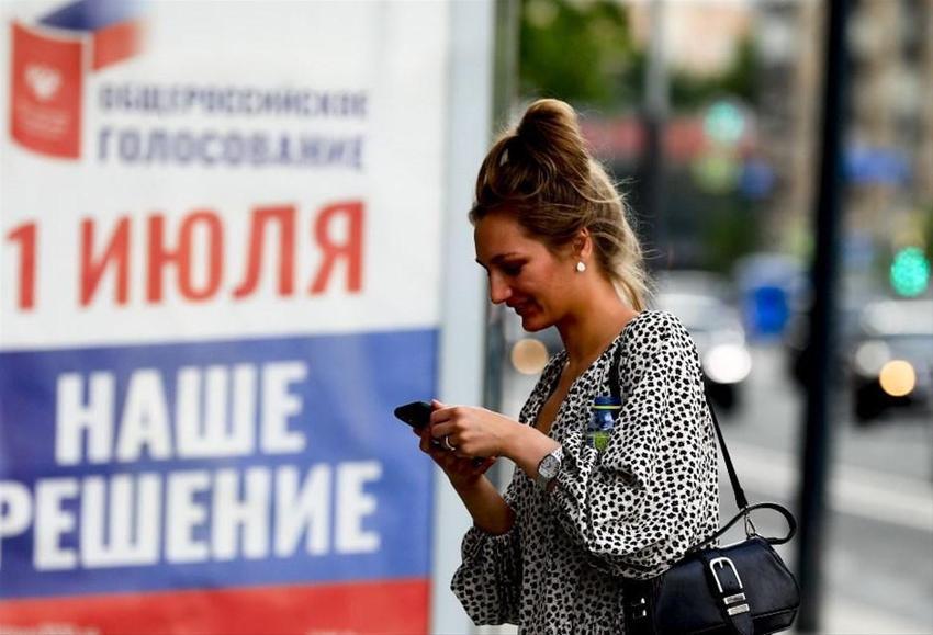 Rusya'dan aşı müjdesi gelmişti! İlginç anket sonucu, yüzde 52...