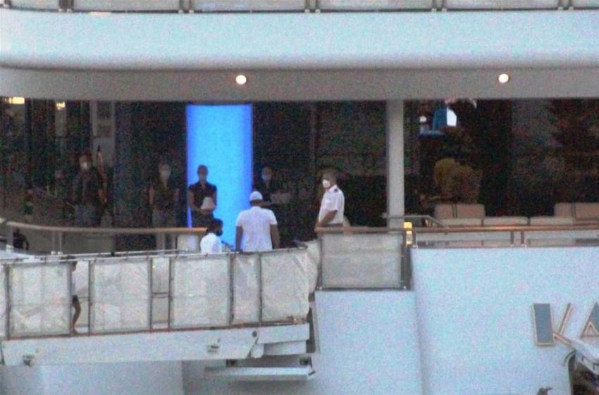 Katar kraliyet ailesi, 2 kamyon eşya 500 valizle Bodrum’a geldi